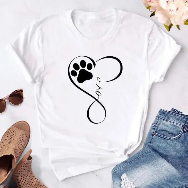 Cute Women's Dog Mom Graphic T-Shirt